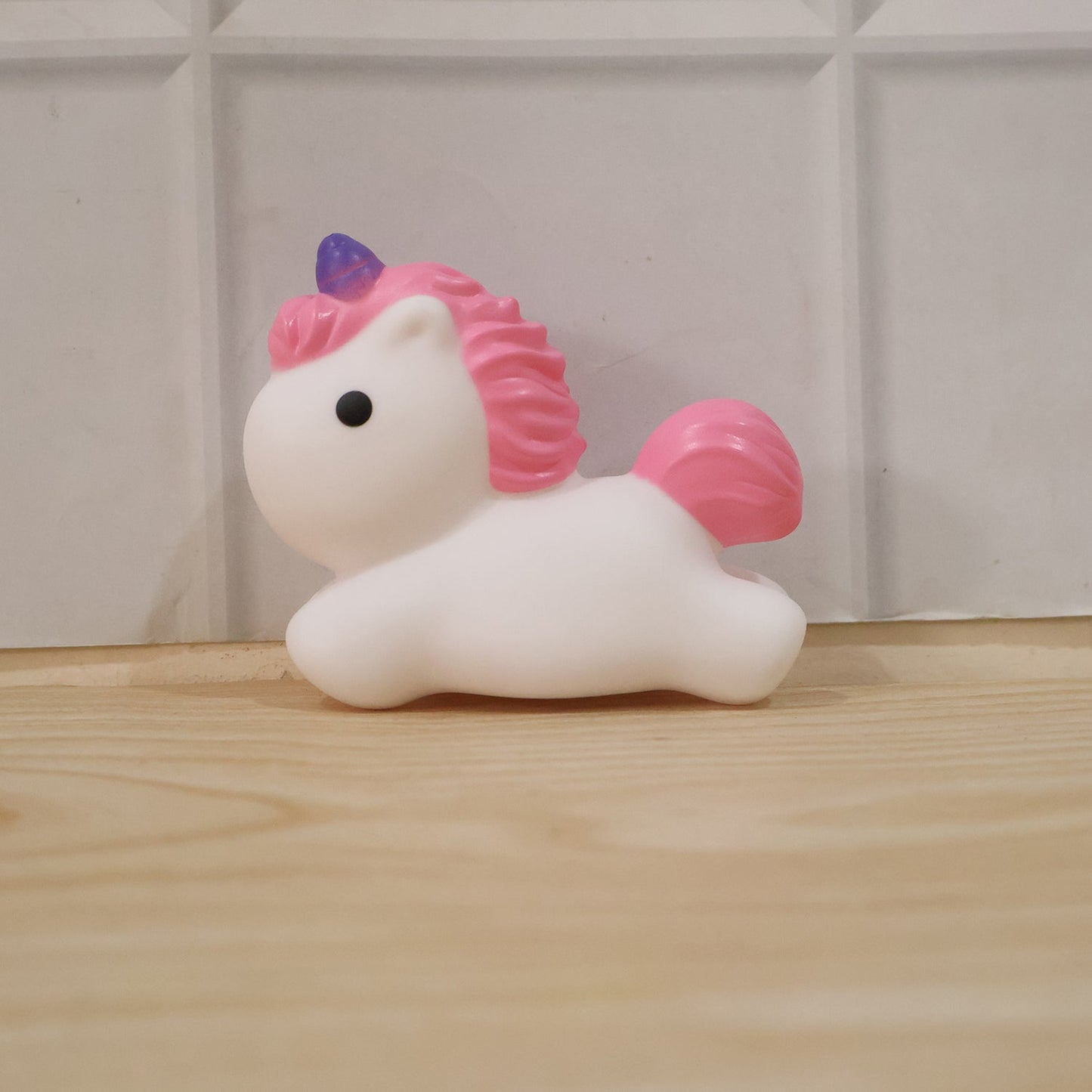 Unicorn LED Night Light, Cute Silicone Bedside Lamp for Kids (1 Pc)