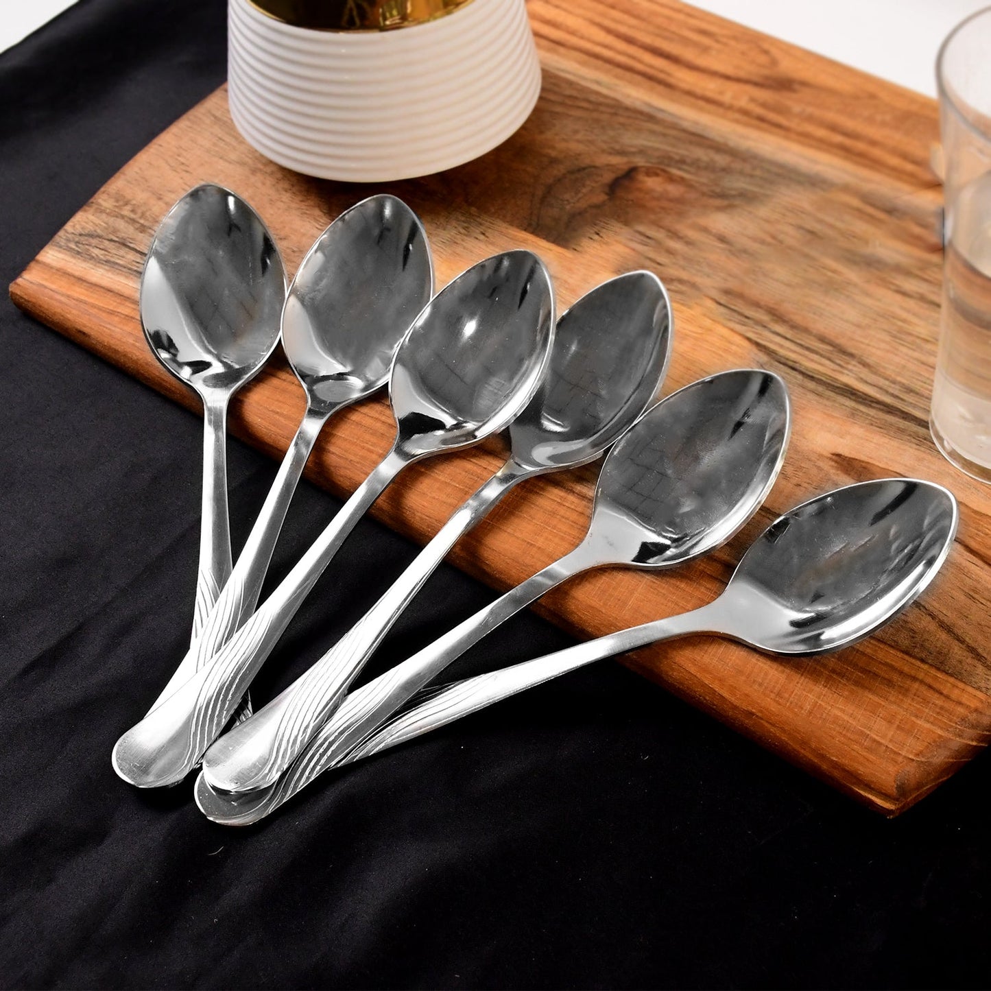 Stainless Steel Dining Spoons – Durable & Ergonomic 6-Piece Set