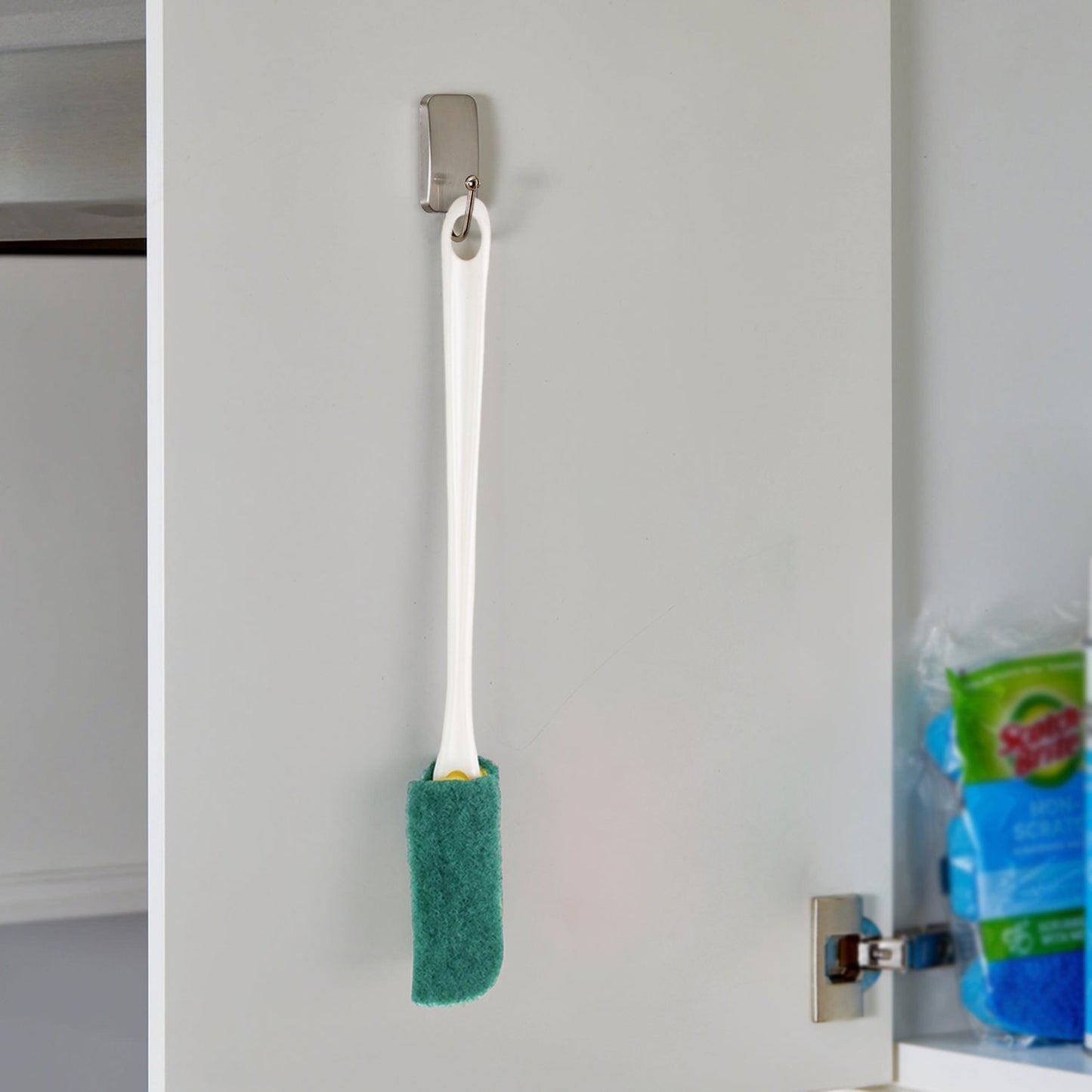 Long Handle Bottle Cleaning Brush – Deep Clean with Scratch-Free Design