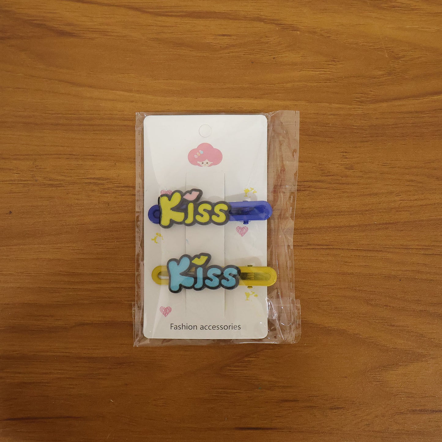Kiss Text Hair Clip Set – Cute & Playful 2-Piece Snap Clips