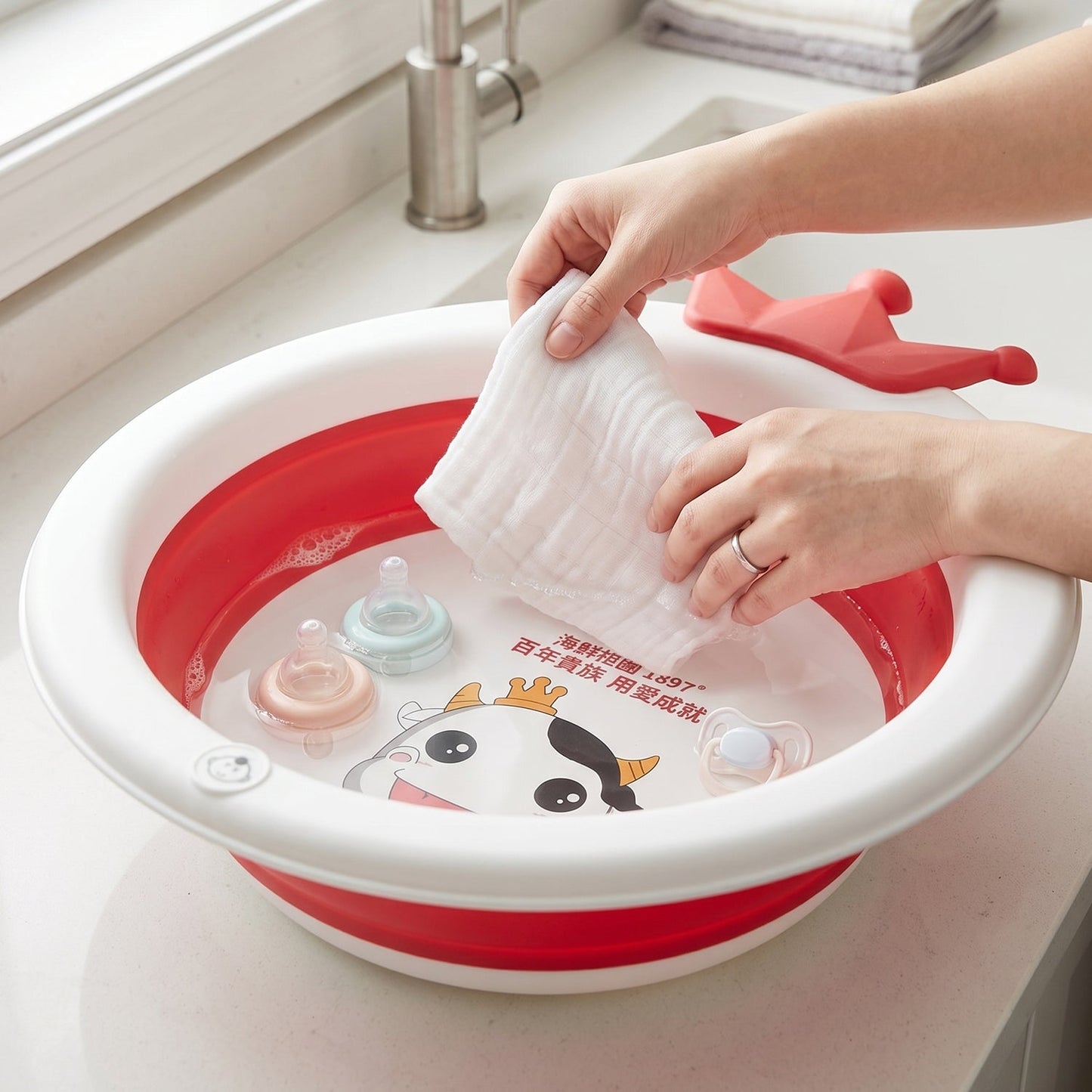 Foldable Baby Bathtub – Non-Slip, Portable & Safe for Infants